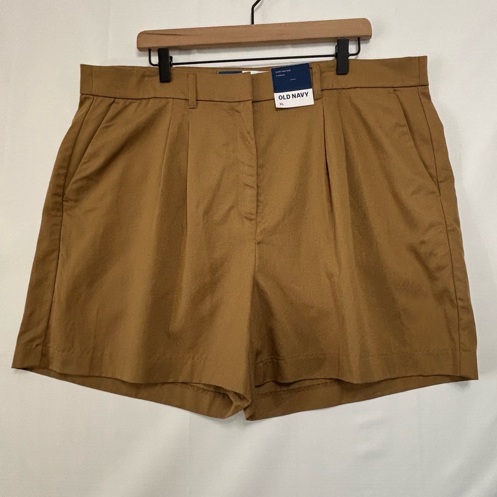 OLD NAVY Brown Extra High Rise Shorts NWT Size XL